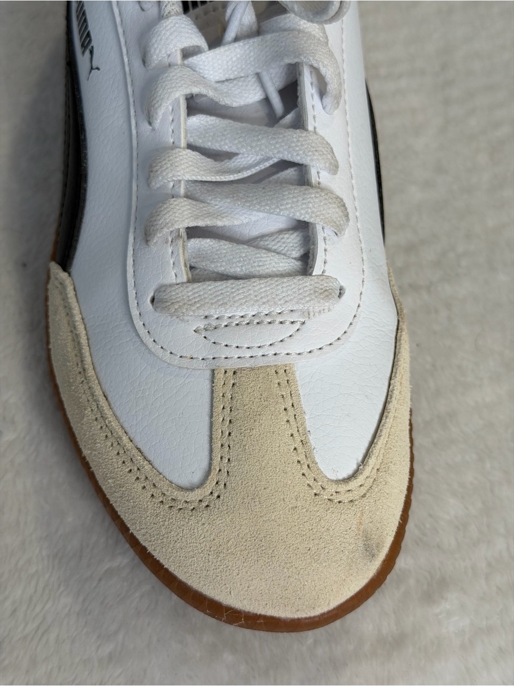 Puma White Black and Cream Classic Sneakers - Picture 3 of 9